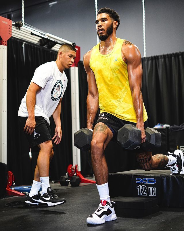 托特纳姆训练开放日,赛后更衣室发声引欢呼,NBA总决赛在即,心理建设被强调的简单介绍 托特纳姆训练开放日,赛后更衣室发声引欢呼,NBA总决赛在即,心理建设被强调的简单介绍