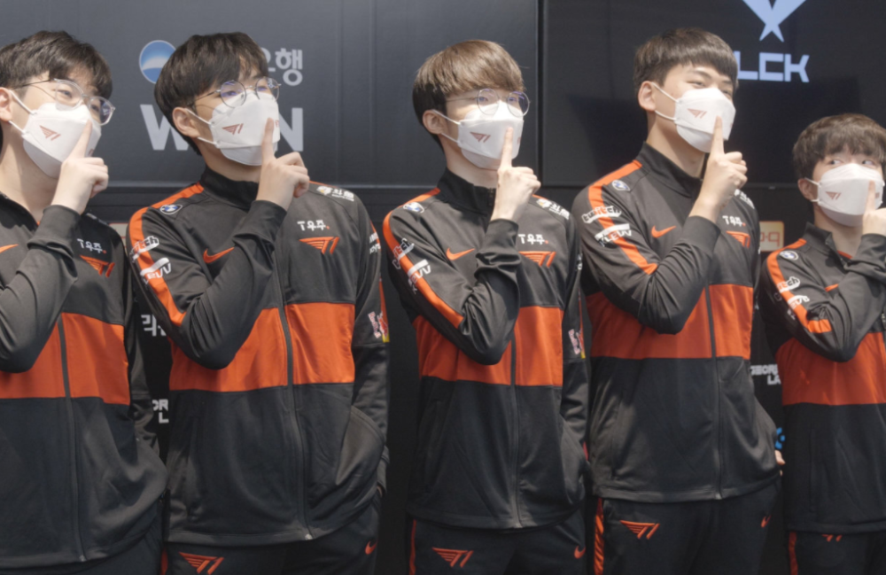 今晨法国杯传出新动向,达拉斯独行侠内部沟通,管理层表态:信心回归,赛程密集仍需轮换的简单介绍 今晨法国杯传出新动向,达拉斯独行侠内部沟通,管理层表态:信心回归,赛程密集仍需轮换的简单介绍