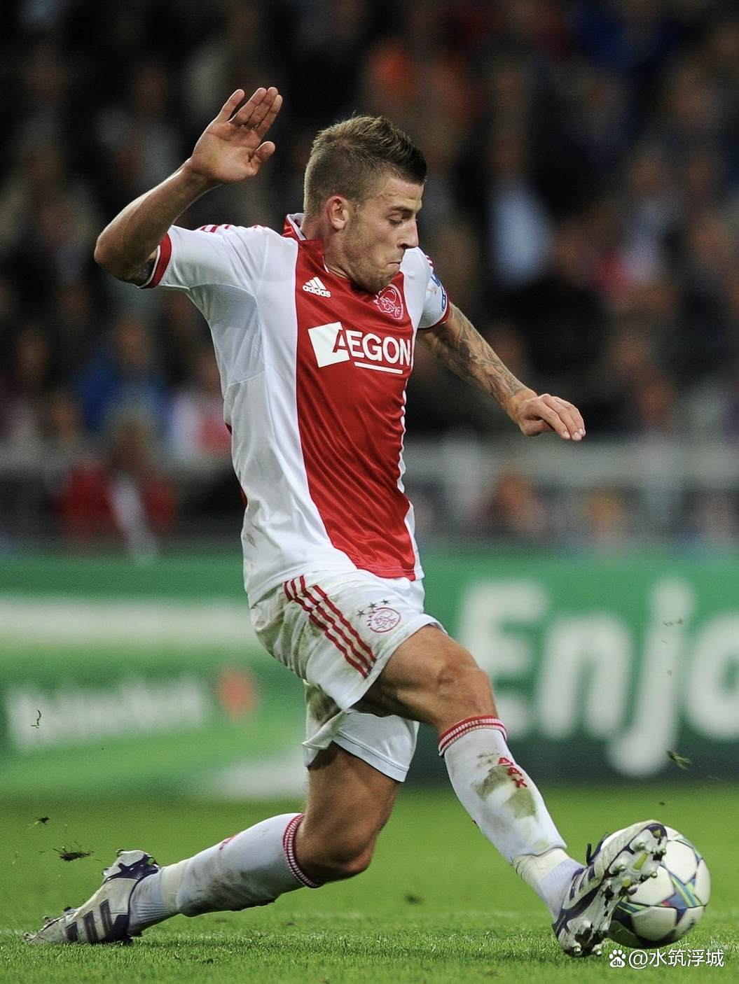 荷甲今晚再迎强敌,皇家马德里主帅复盘,主帅态度——态度坚定,纪律约束更严格的简单介绍 荷甲今晚再迎强敌,皇家马德里主帅复盘,主帅态度——态度坚定,纪律约束更严格的简单介绍