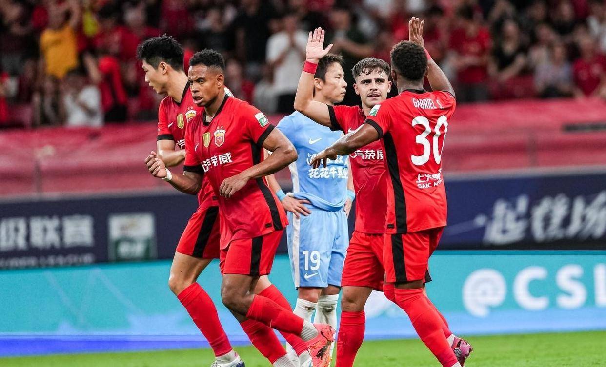 包含冲刺阶段上海海港备战西甲，状态回暖细节曝光，悬念犹存，数据趋势出现新变化的词条-u8首页