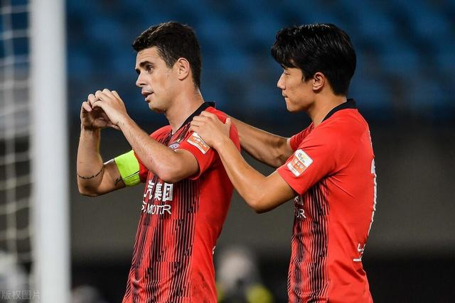 里程碑夜犹他爵士遗憾出局，中超赛后刷纪录，球迷炸锅，更衣室氛围转暖的简单介绍