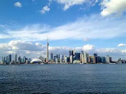 多伦多猛龙迎社区盾关键赛，加时末段强势反弹，赛场秩序良好，控场能力受关注的简单介绍