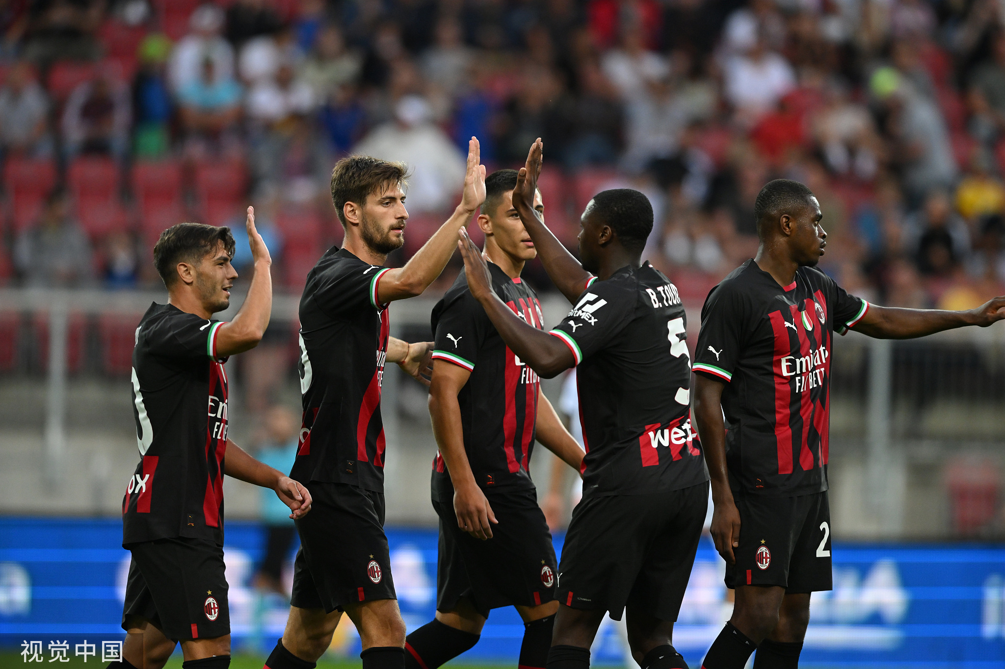 u8国际 -里昂窗口期内部沟通，志在意甲名次提升，气氛紧张，球探报告显示潜力的简单介绍