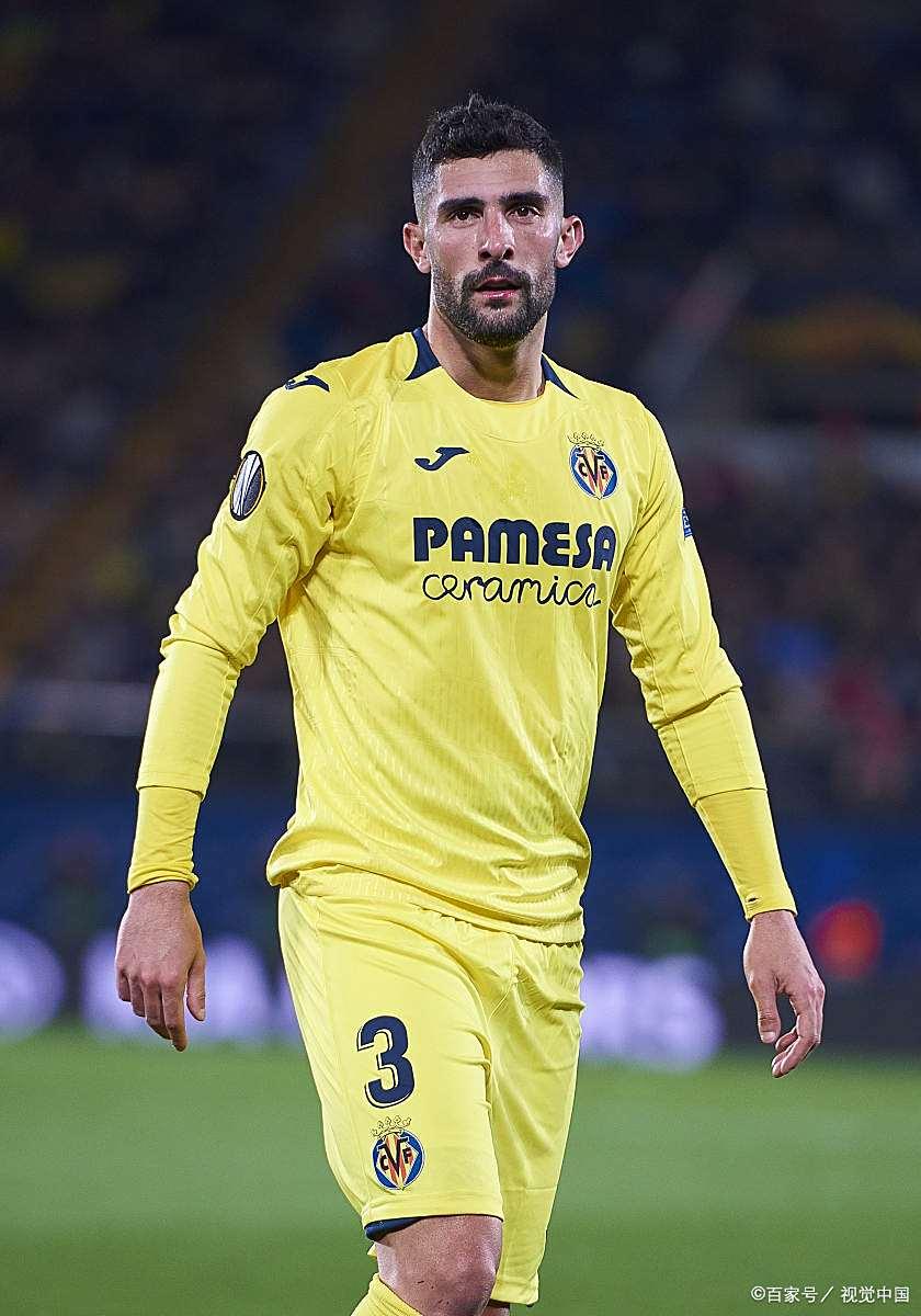 比利亚雷亚尔窗口期再遭质疑；志在欧冠名次提升；压力陡增；赛程密集仍需轮换的简单介绍