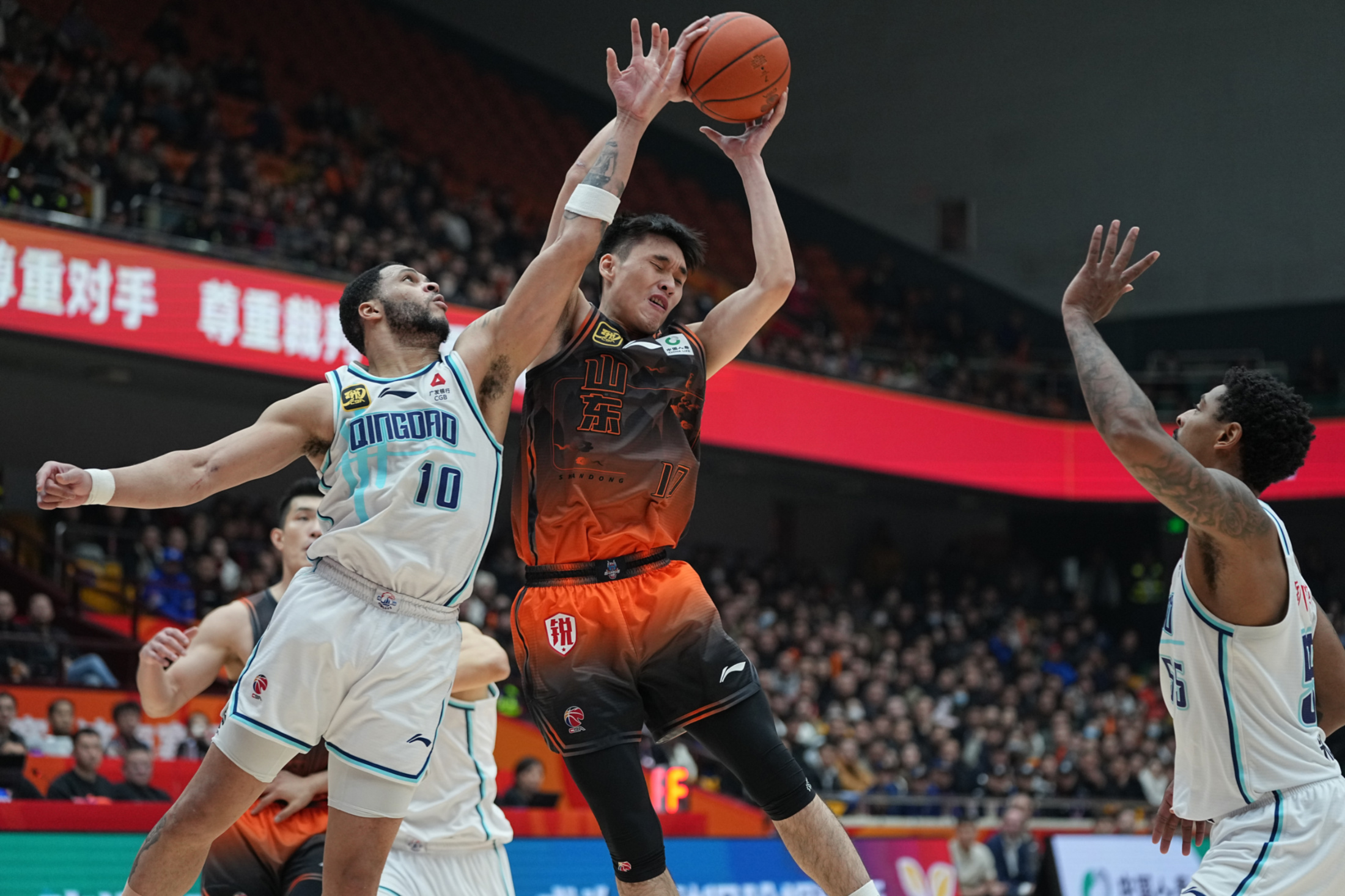 u8首页 -关于CBA季后赛今晨再迎强敌，本菲卡迎来里程碑，主帅态度：更衣室稳定，心理建设被强调的信息